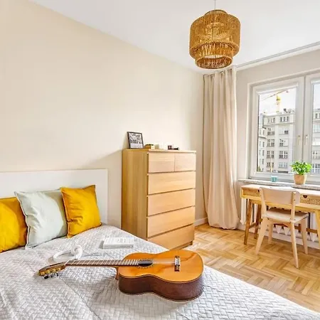 Air-conditioned Cosy Apartment, Wifi 600mb/s Daire
