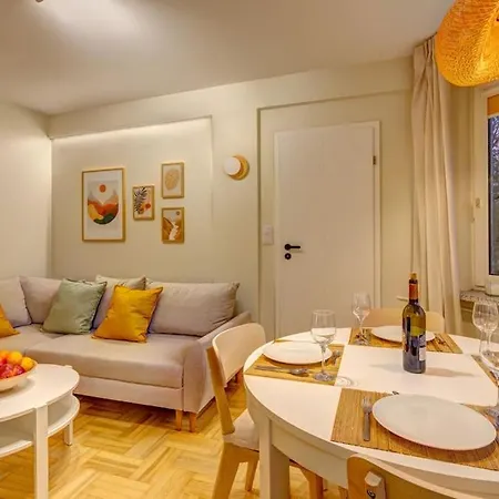 Air-conditioned Cosy Apartment, Wifi 600mb/s Daire *