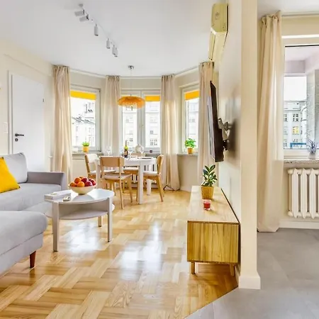 Daire Air-conditioned Cosy Apartment, Wifi 600mb/s